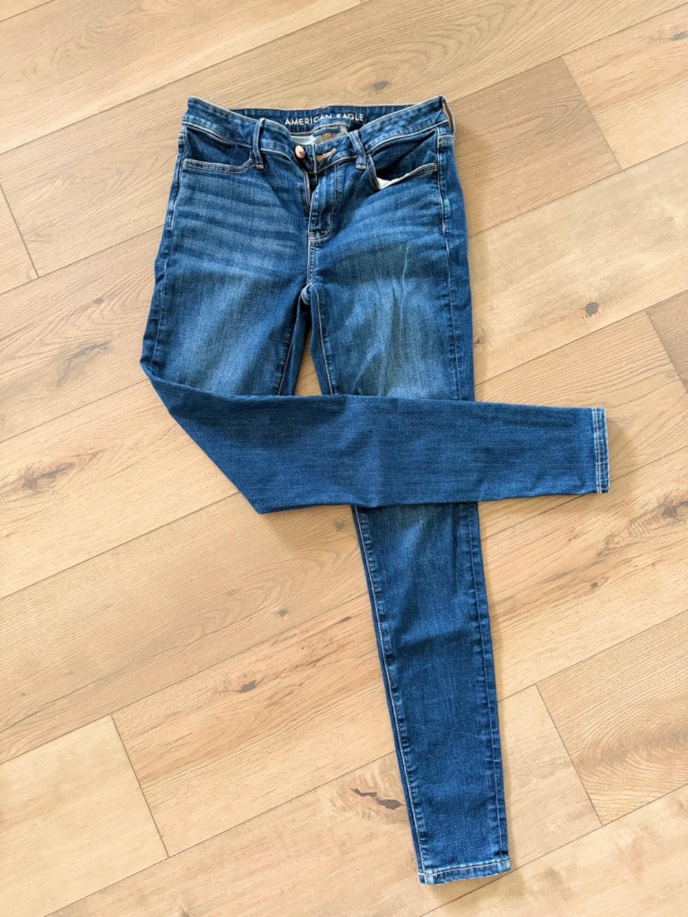 American Eagle Outfitters Dark Wash Jegging for Women 4L
